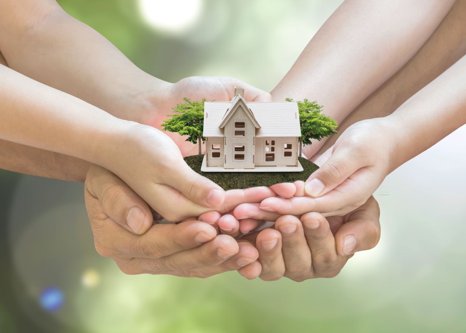 If you are expecting to inherit a large estate you should be prepared to make good financial decisions. Here are some tips for managing a large inheritance.
